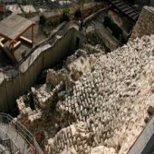 Descoberta arqueológica gera controvérsia na cidade onde jesus
